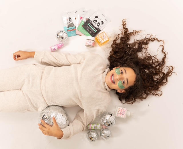 Journee Bloom tween skincare products for gentle daily routine